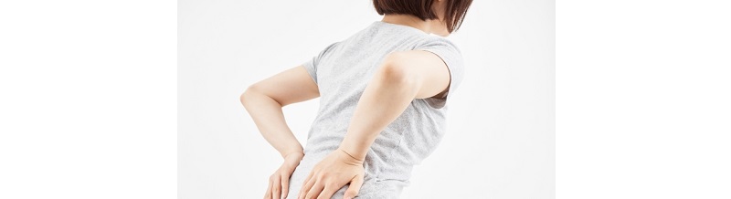 女性が急に腰痛に苦しむとき、その原因は？ 腰の痛みを改善させ根本的に治す方法